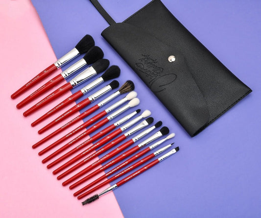 Pro Brush Set + Clutch